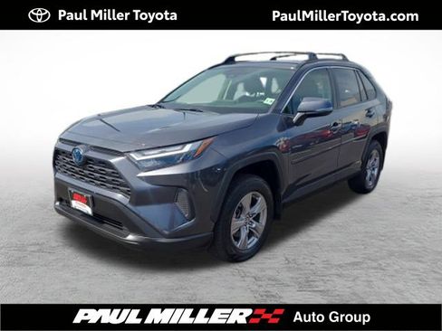Certified 2023 Toyota RAV4 XLE w/ Convenience Package AWD/4WD image 1