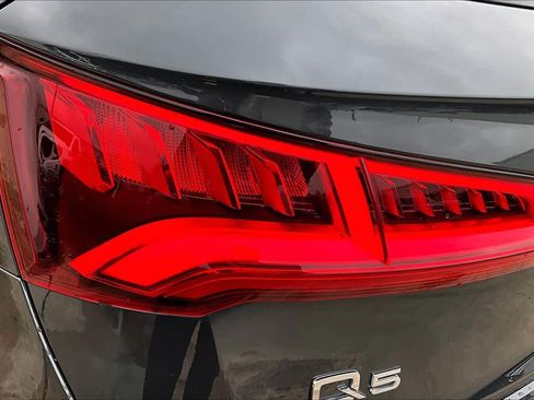 Used 2018 Audi Q5 2.0T Premium Plus w/ Premium Plus Package AWD/4WD image 29