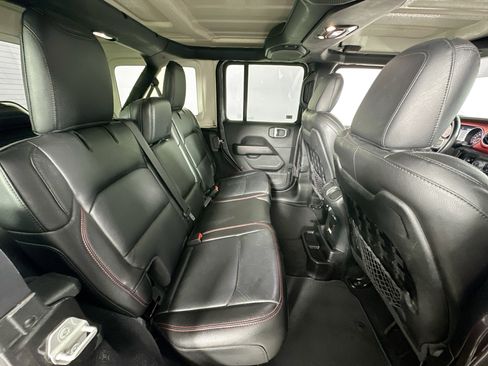 Used 2021 Jeep Wrangler Unlimited Rubicon AWD/4WD image 25