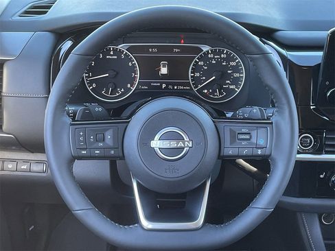 New 2025 Nissan Pathfinder SL image 21