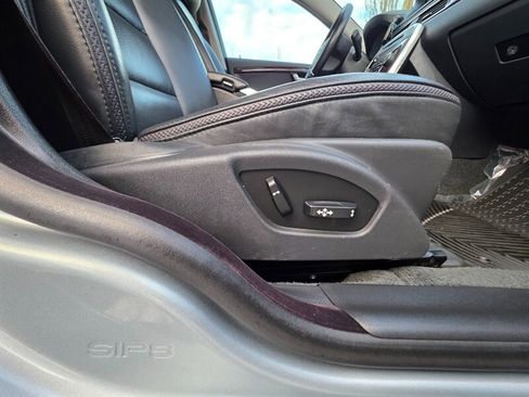 Used 2013 Volvo XC70 3.2 Platinum image 30