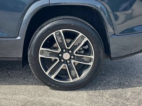Used 2019 GMC Acadia Denali w/ Technology Package FWD image 33