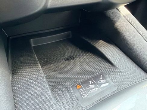 New 2026 Chevrolet Blazer LT w/ Convenience Package FWD image 22