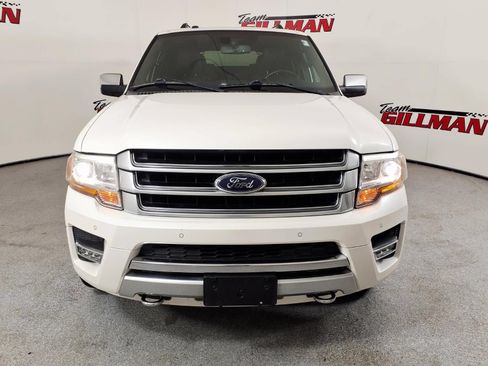 Used 2015 Ford Expedition Platinum AWD/4WD image 2