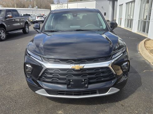 Used 2025 Chevrolet Blazer LT image 23