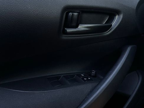 Used 2025 Toyota Corolla LE image 19