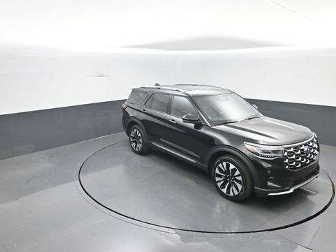 New 2026 Ford Explorer Platinum w/ LUX Leather Package AWD/4WD image 23