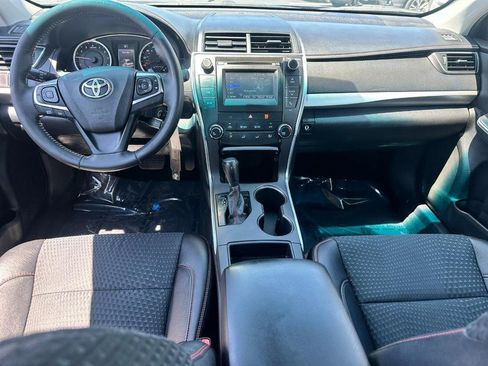 Used 2016 Toyota Camry SE FWD image 10