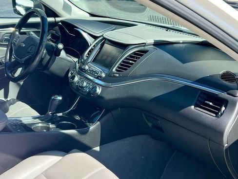 Used 2018 Chevrolet Impala LT w/ LT Leather Package FWD image 24