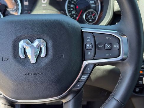 Used 2025 RAM 1500 Laramie w/ Sport Appearance Package AWD/4WD image 18