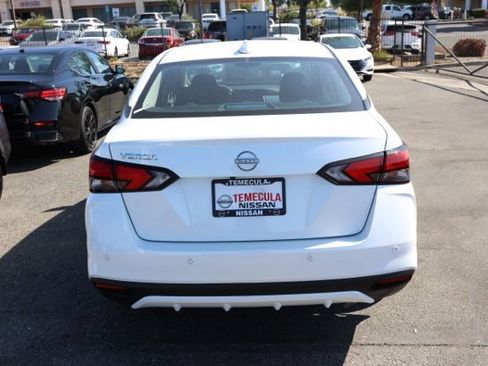 New 2025 Nissan Versa 1.6 SV w/ Trunk Package image 5