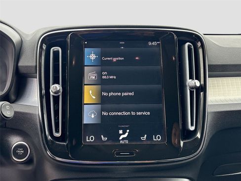 Used 2022 Volvo XC40 T5 Momentum image 15