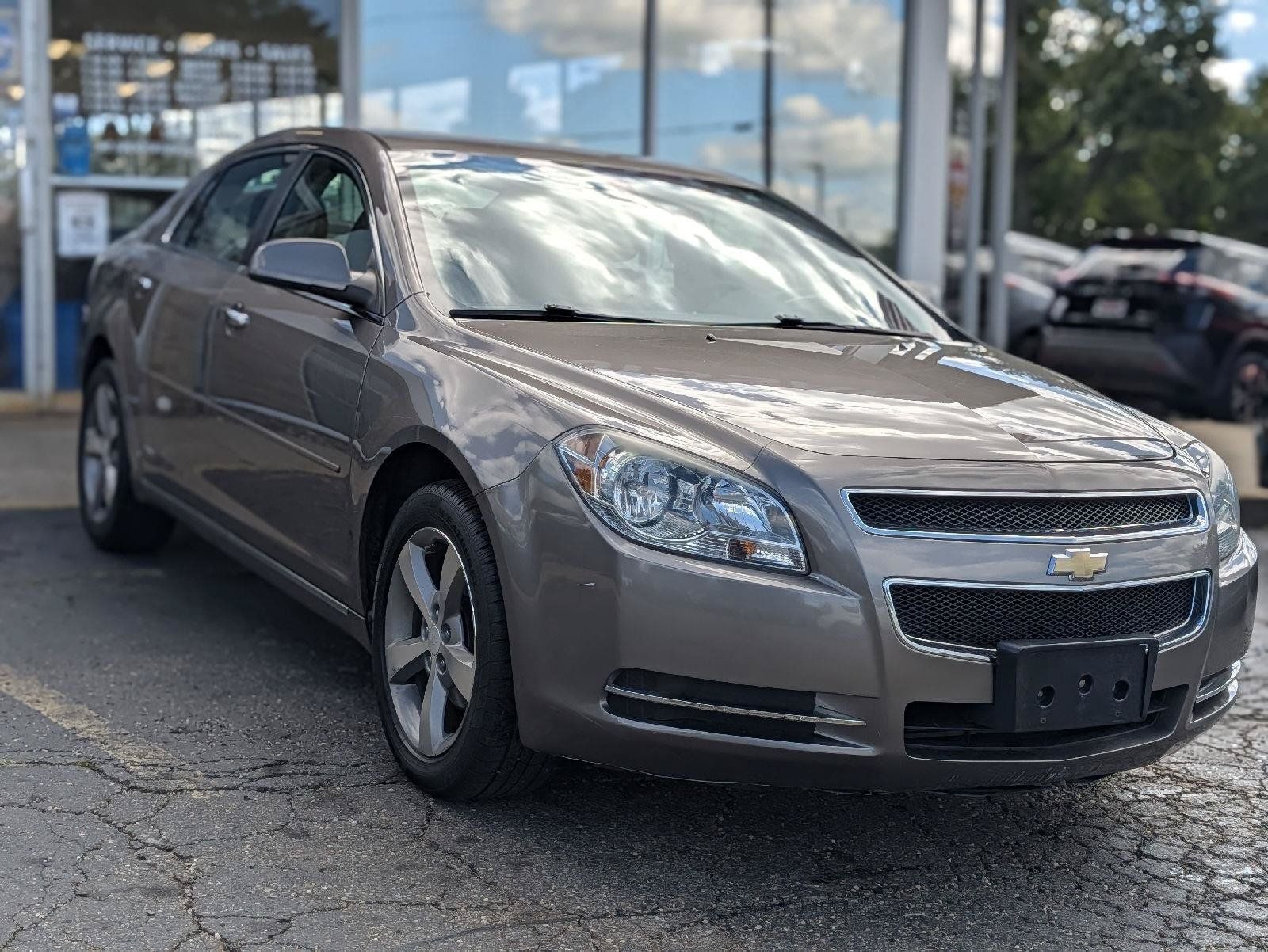 Used 2012 Chevrolet Malibu LT FWD image 1