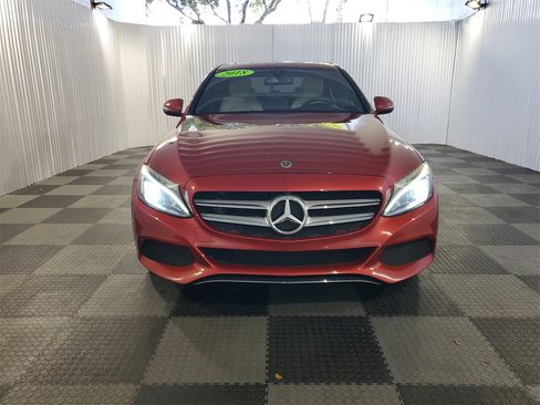 Used 2018 Mercedes-Benz C 300 Sedan image 2