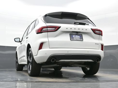 Used 2023 Ford Escape ST-Line Elite w/ Premium Technology Package AWD/4WD image 30