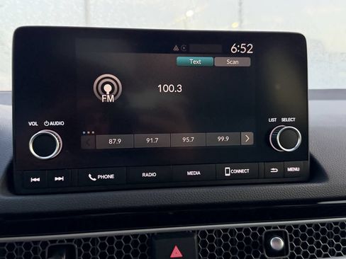 Used 2025 Honda Civic Sport image 21