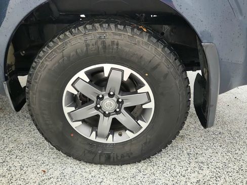 Used 2019 Nissan Frontier Desert Runner image 13