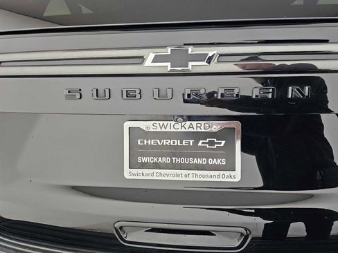 Used 2021 Chevrolet Suburban Z71 w/ Rear Media and Nav Package image 14