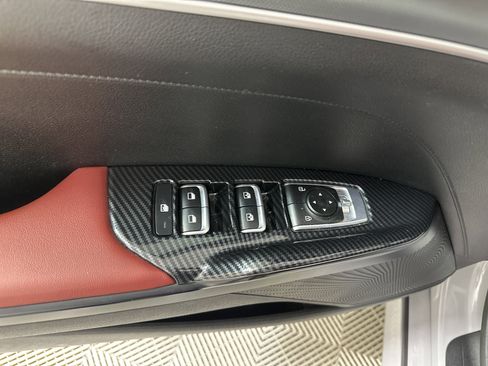 Used 2023 Kia K5 GT-Line image 11