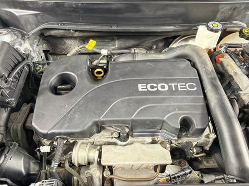 Used 2020 GMC Terrain SLE w/ LPO, Floor Liner Package FWD image 33