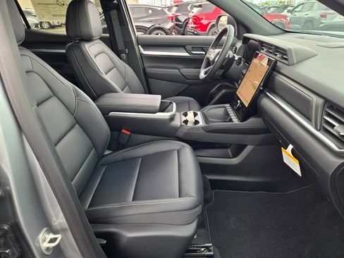 New 2026 GMC Terrain Elevation w/ Elevation Premium Package FWD image 16