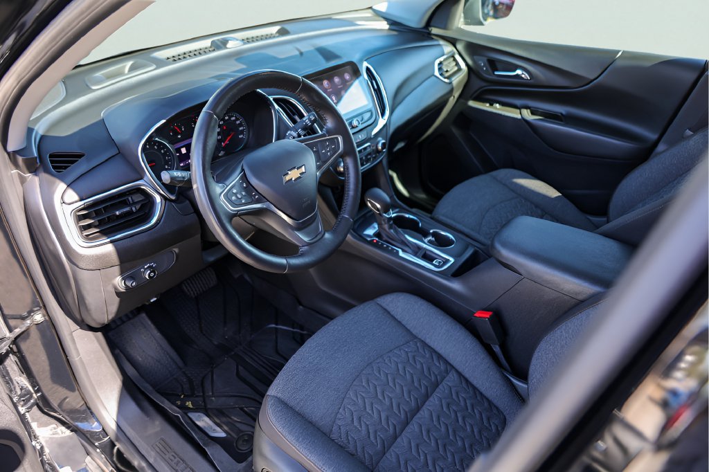 Used 2022 Chevrolet Equinox LT FWD image 12