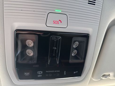 New 2025 Volkswagen ID. Buzz 1st Edition image 26