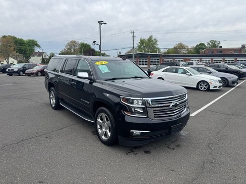 Used 2016 Chevrolet Suburban LTZ AWD/4WD image 3