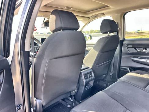 Used 2025 Honda CR-V EX image 13