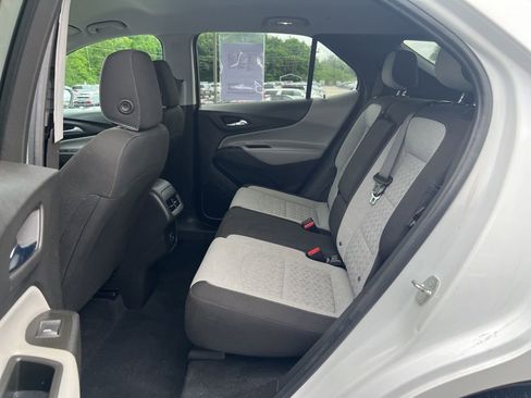 Used 2022 Chevrolet Equinox LT FWD image 9