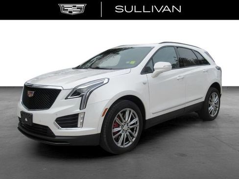 Used 2024 Cadillac XT5 Sportv w/ LPO, Floor Liner Package AWD/4WD image 4