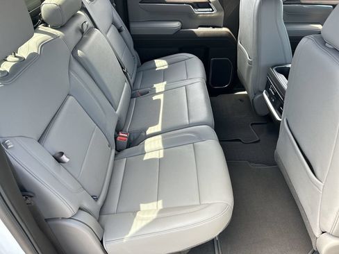 Used 2026 GMC Sierra 1500 SLT w/ SLT Premium Package AWD/4WD image 26