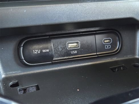 Certified 2024 Kia Soul GT-Line image 22