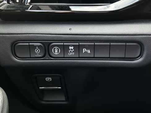 Certified 2025 Acura MDX FWD w/ Technology Package image 23