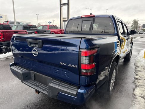 Used 2022 Nissan Frontier SV image 6