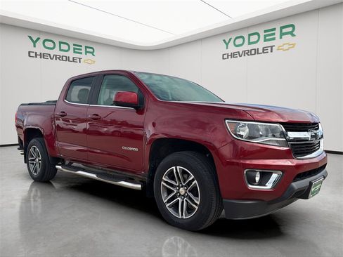 Used 2020 Chevrolet Colorado LT w/ LT Convenience Package image 2