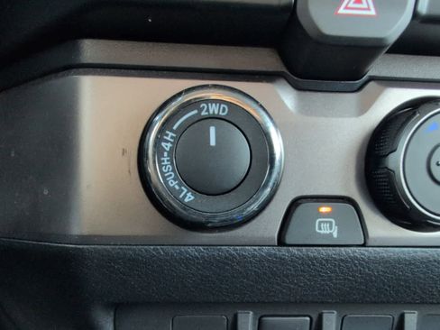 Used 2023 Toyota Tacoma SR image 23