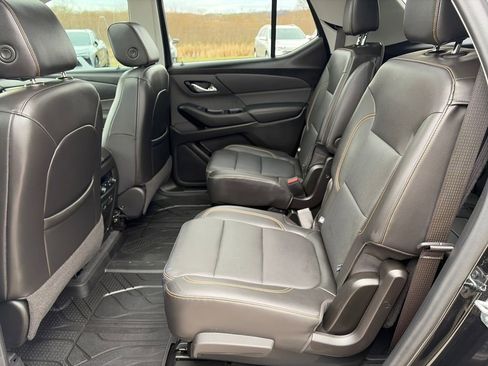 Certified 2021 Chevrolet Traverse Premier w/ Redline Edition image 30