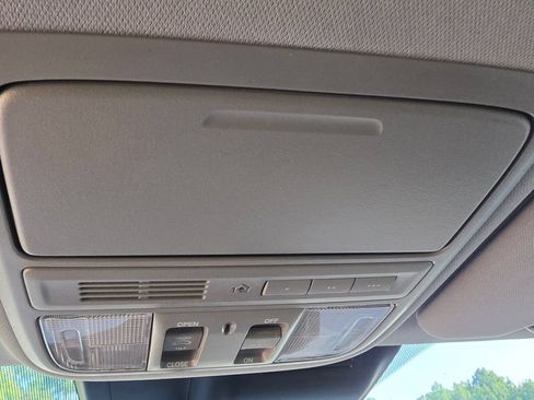Used 2021 Honda CR-V EX-L image 34