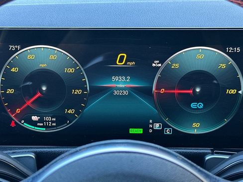 Certified 2023 Mercedes-Benz EQB 300 4MATIC image 22