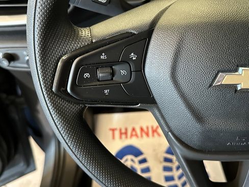 Used 2023 Chevrolet TrailBlazer LS image 10