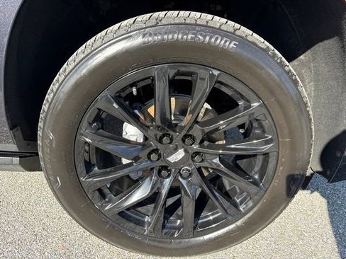 Certified 2024 Cadillac Escalade Sport Platinum w/ LPO, ONYX Package AWD/4WD image 10
