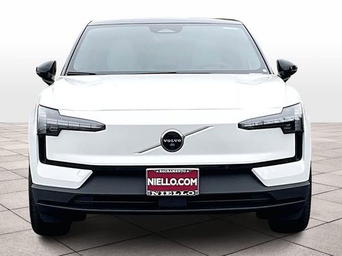 New 2025 Volvo EX30 Ultra w/ Protection Package Premier image 5