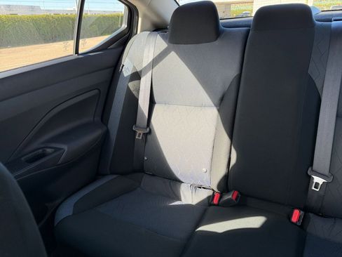 Used 2025 Nissan Versa SV image 37