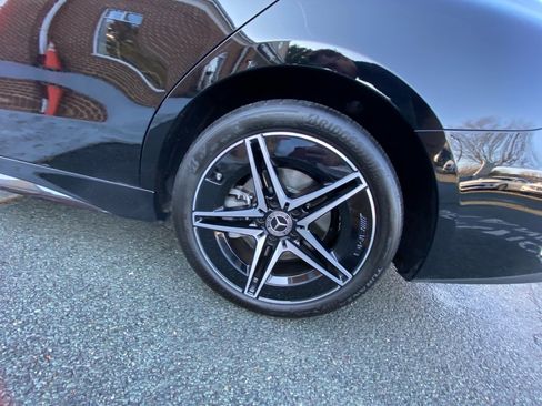 Used 2025 Mercedes-Benz C 300 4MATIC Sedan image 22