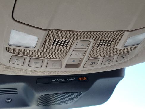 Used 2023 Ford Expedition Max XLT image 25