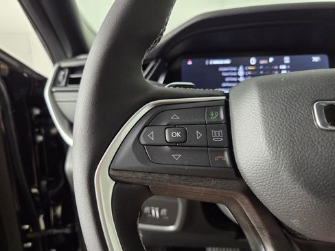 New 2026 Jeep Grand Cherokee Altitude RWD image 16