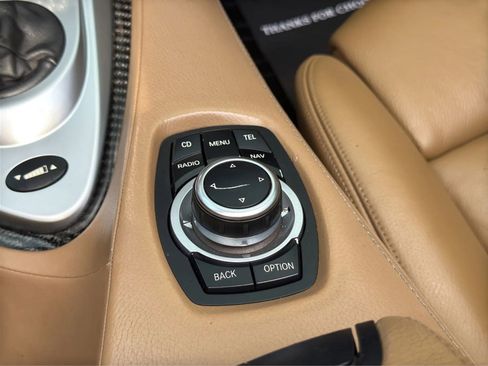 Used 2010 BMW M6 Convertible RWD image 21