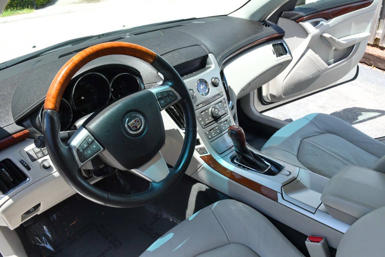 Used 2012 Cadillac CTS Luxury RWD image 26