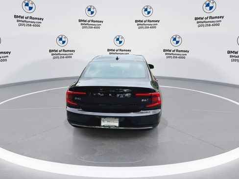Used 2025 Volvo S90 B6 Plus AWD/4WD image 7